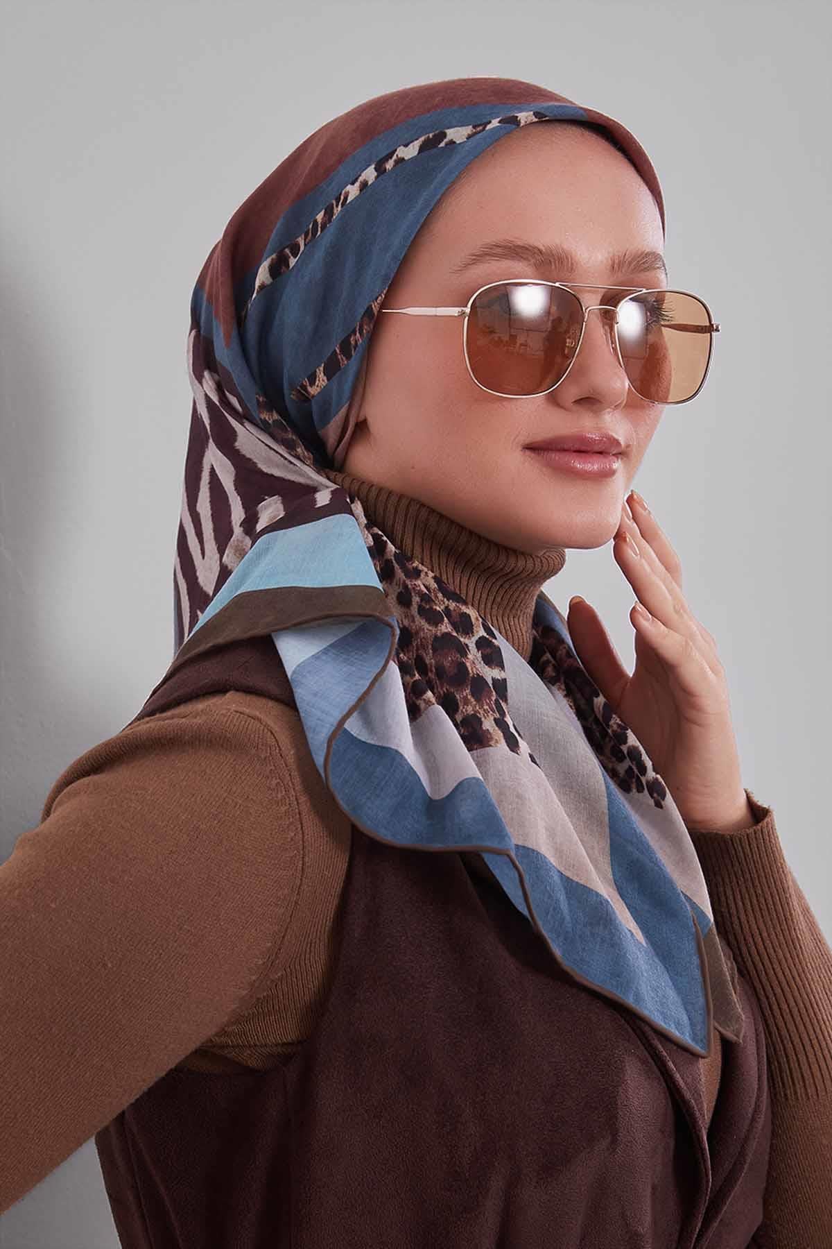 Fivescarf Petrol Mavi Kenar Leopar Desenli Slik Coton Eşarp