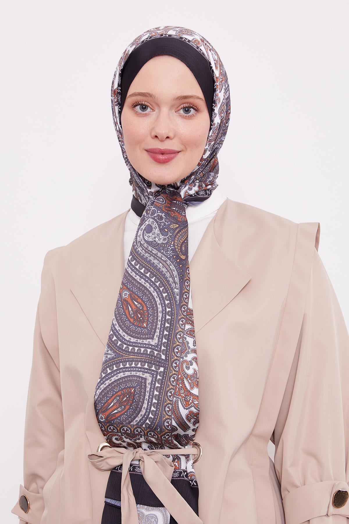 Fivescarf Siyah Etnik Desen Brand Şal