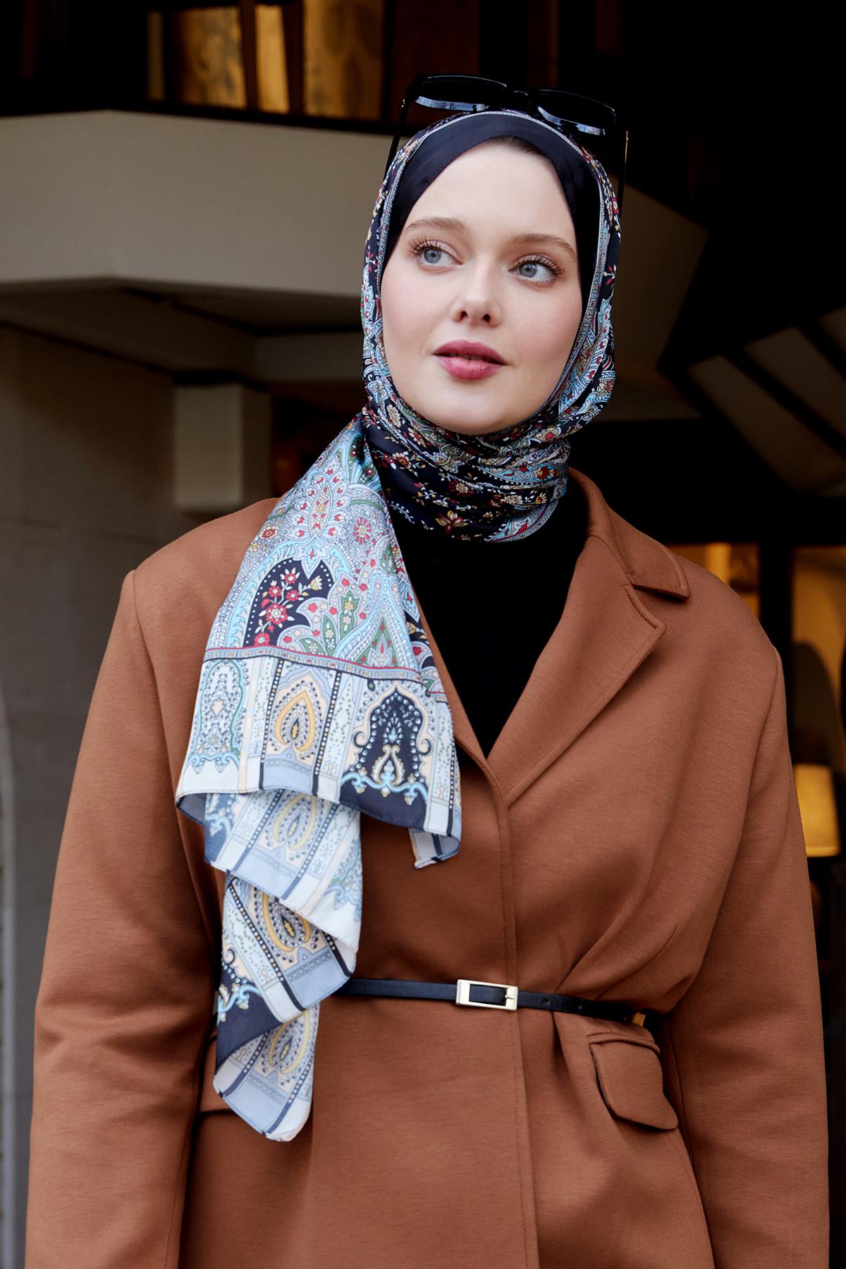 Fivescarf siyah-krem Etnik Desen Vual İpek Şal