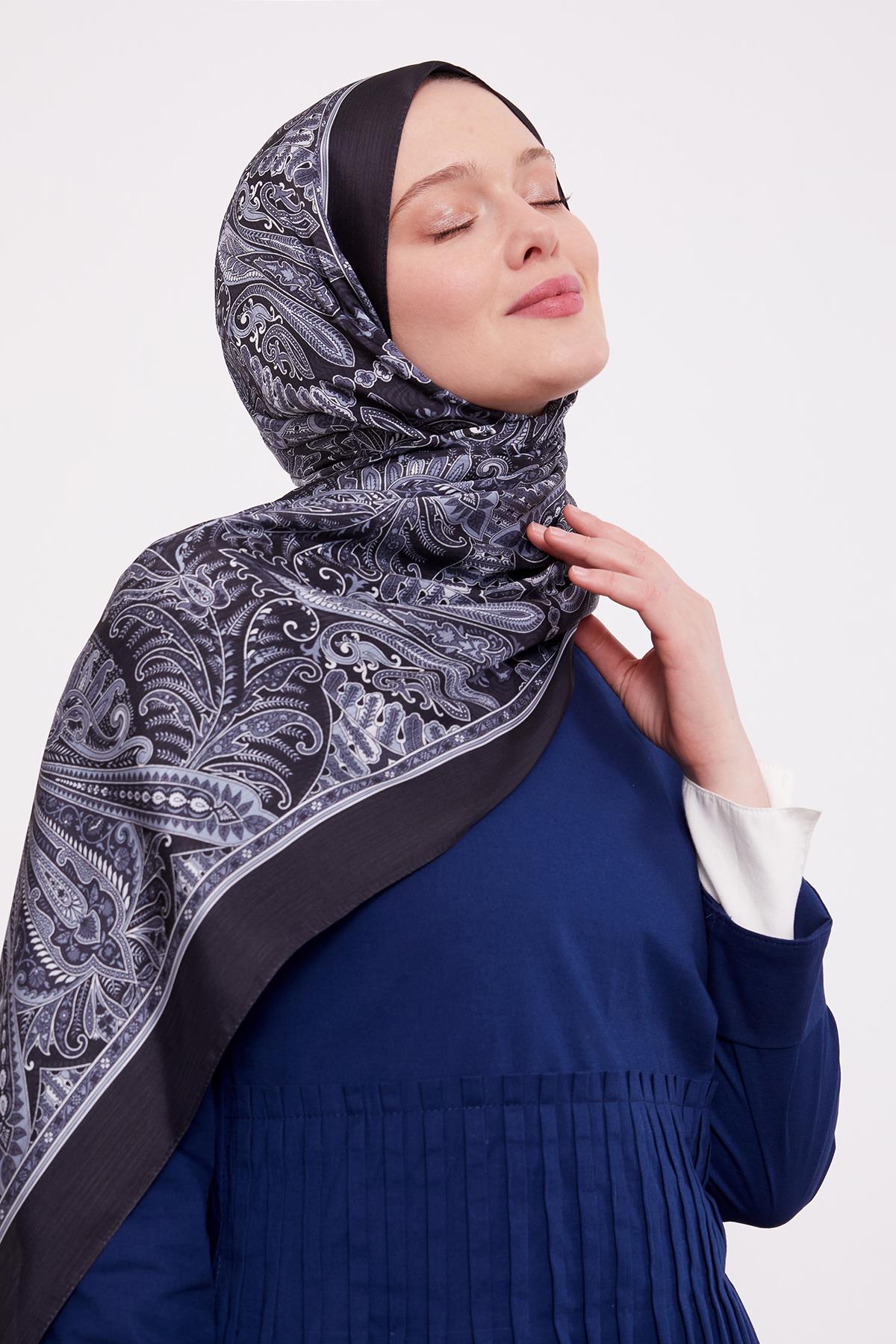 Fivescarf Siyah Motif Desen Brand Şal