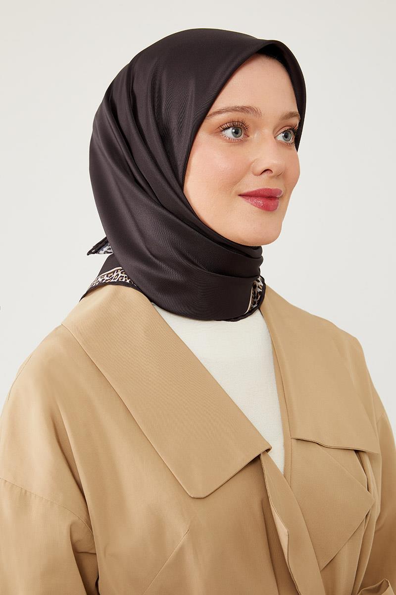 Fivescarf Siyah Twill Digital Eşarp