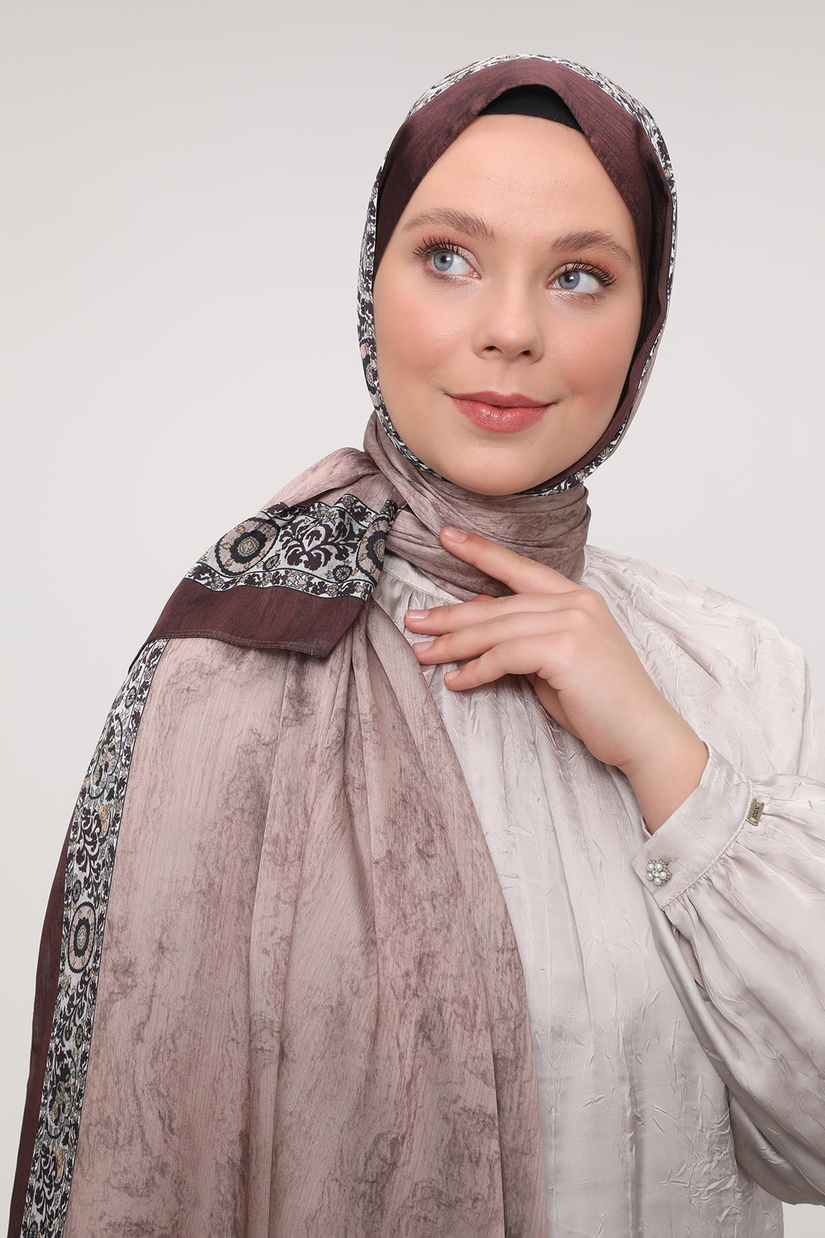 Fivescarf Sütlü Kahve Şeritli Etnik Desen Brand Şal