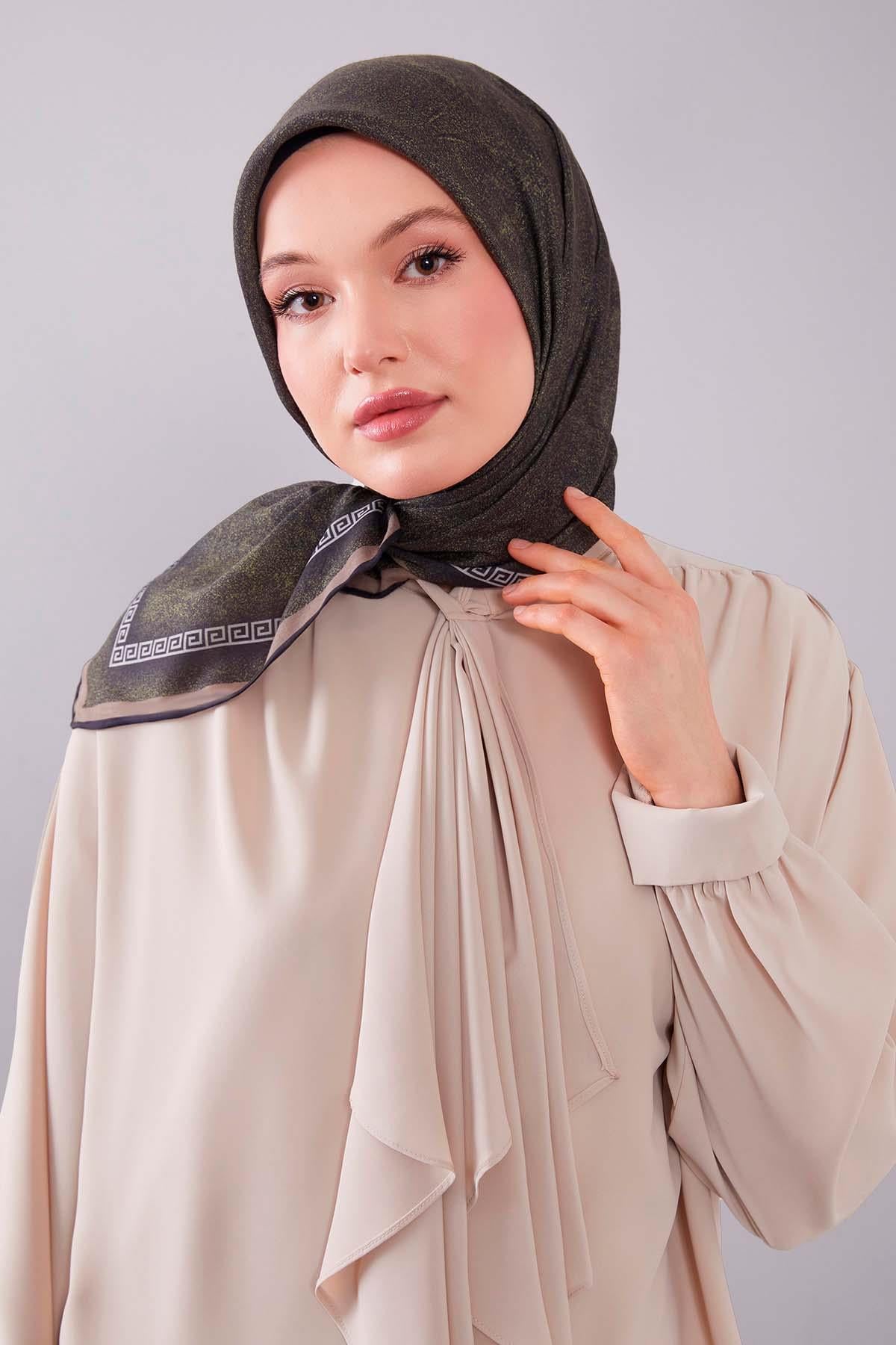 Fivescarf Yağ Yeşili Kenar Motifli Silk Cotton Eşarp