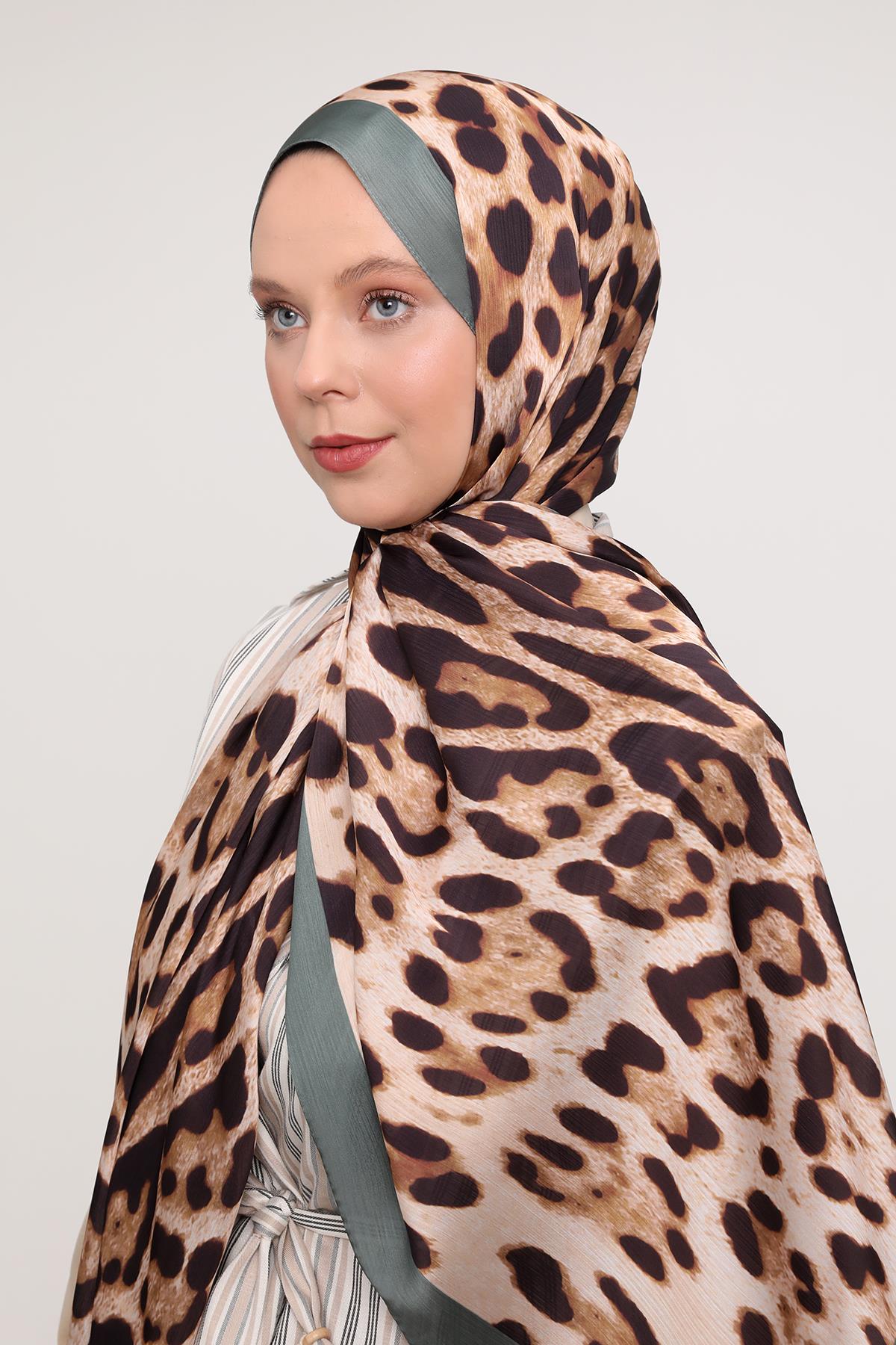 Fivescarf Yeşil Leopar Desen Brand Şal