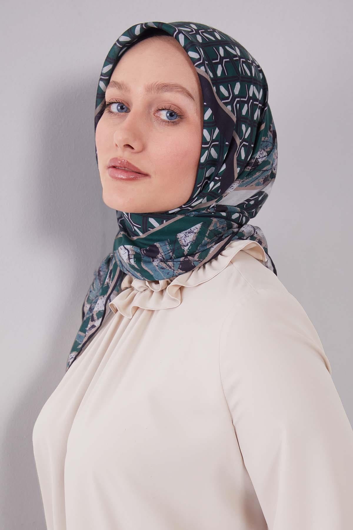 Fivescarf Zümrüt Geometri Desen Silk Cotton Eşarp