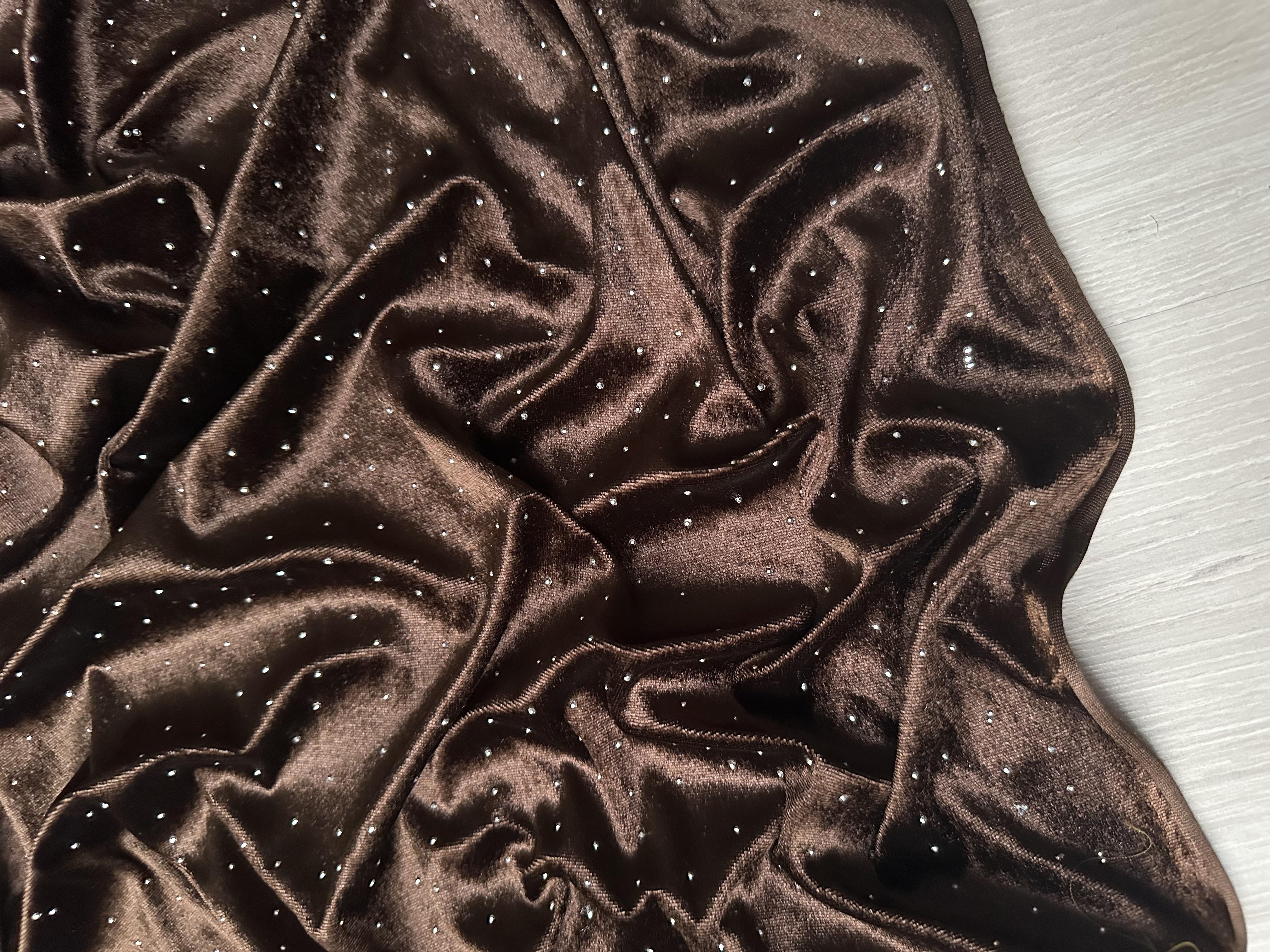 TAŞLI İTHAL KADİFE - KAHVERENGİ