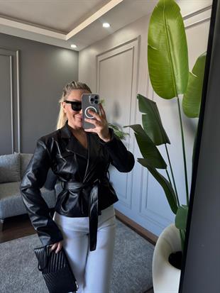 KEMERLİ DERİ CEKET