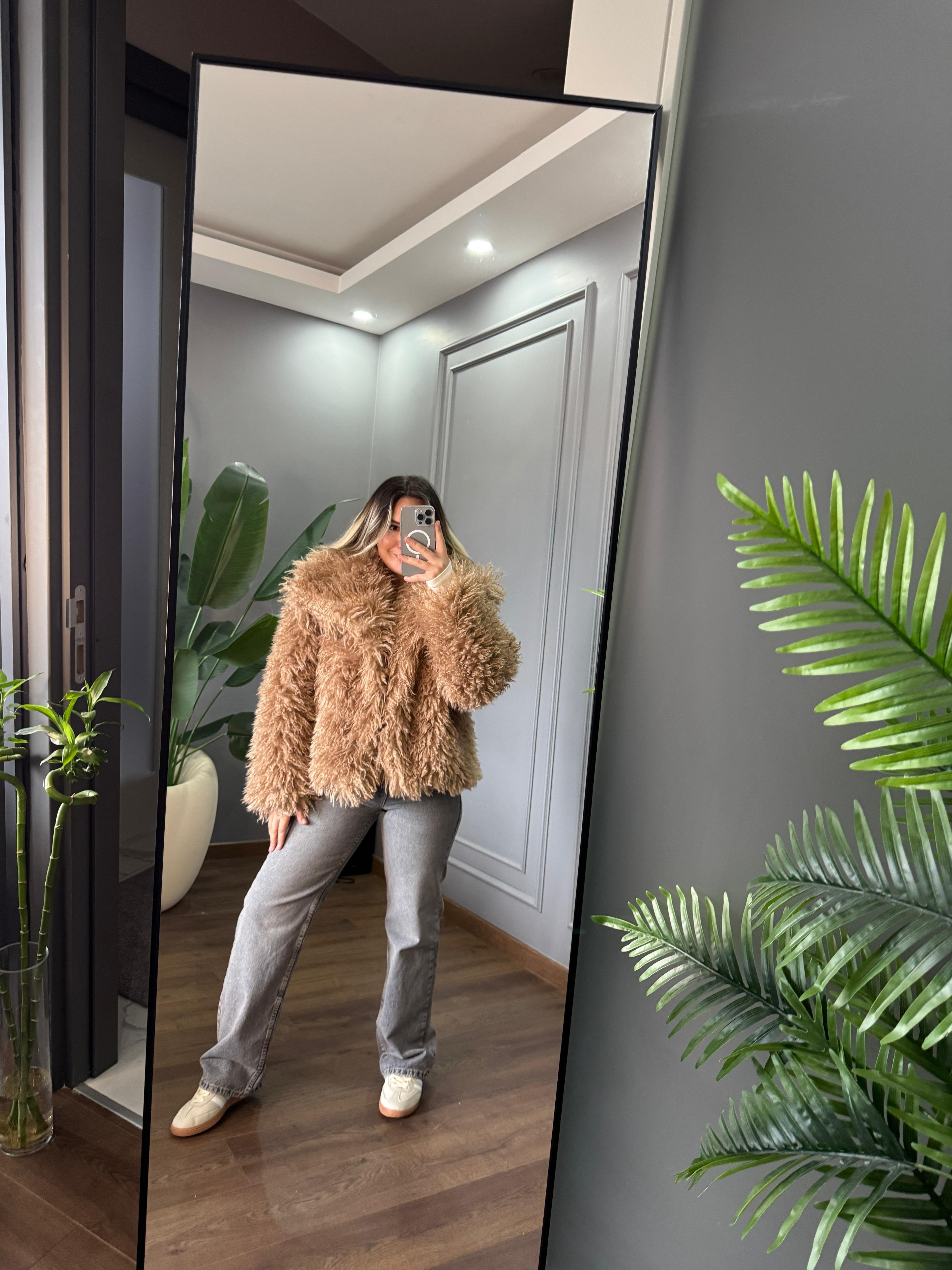 ASTARLI KIRÇILLI KÜRK 