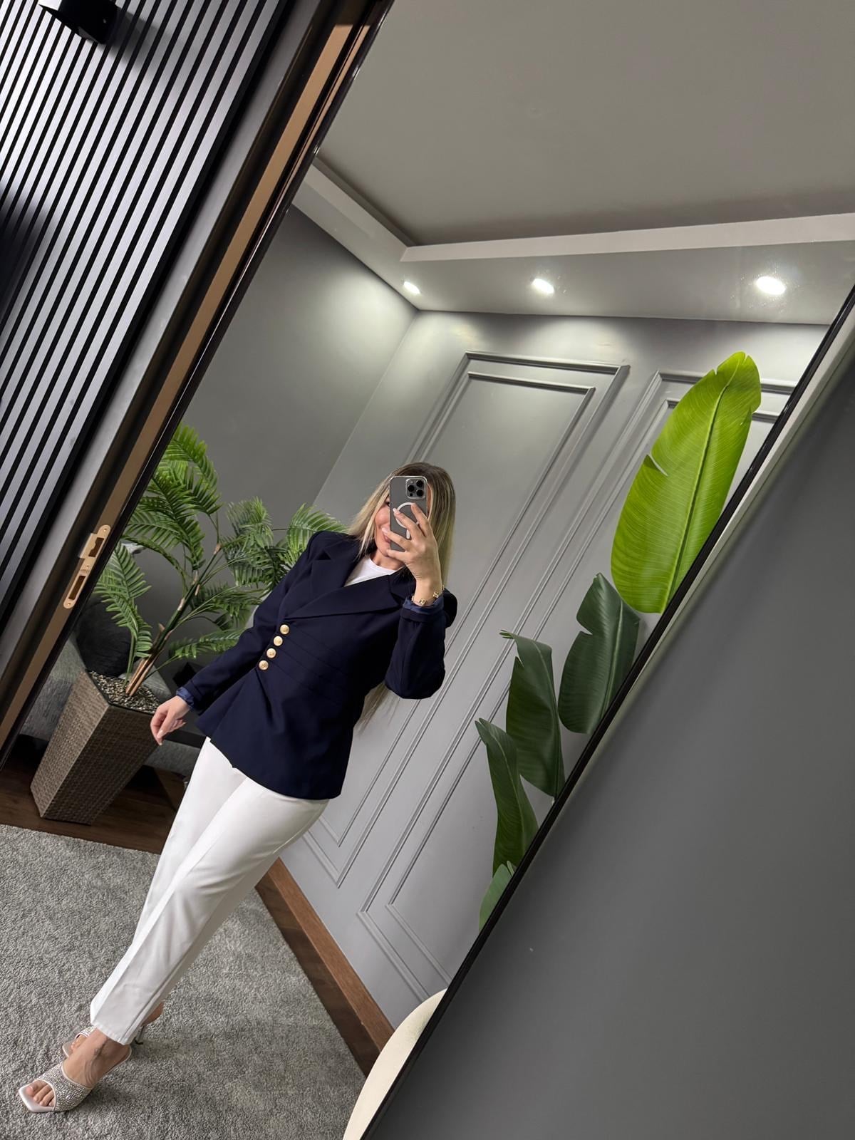 GOLD DÜĞME DETAY BLAZER