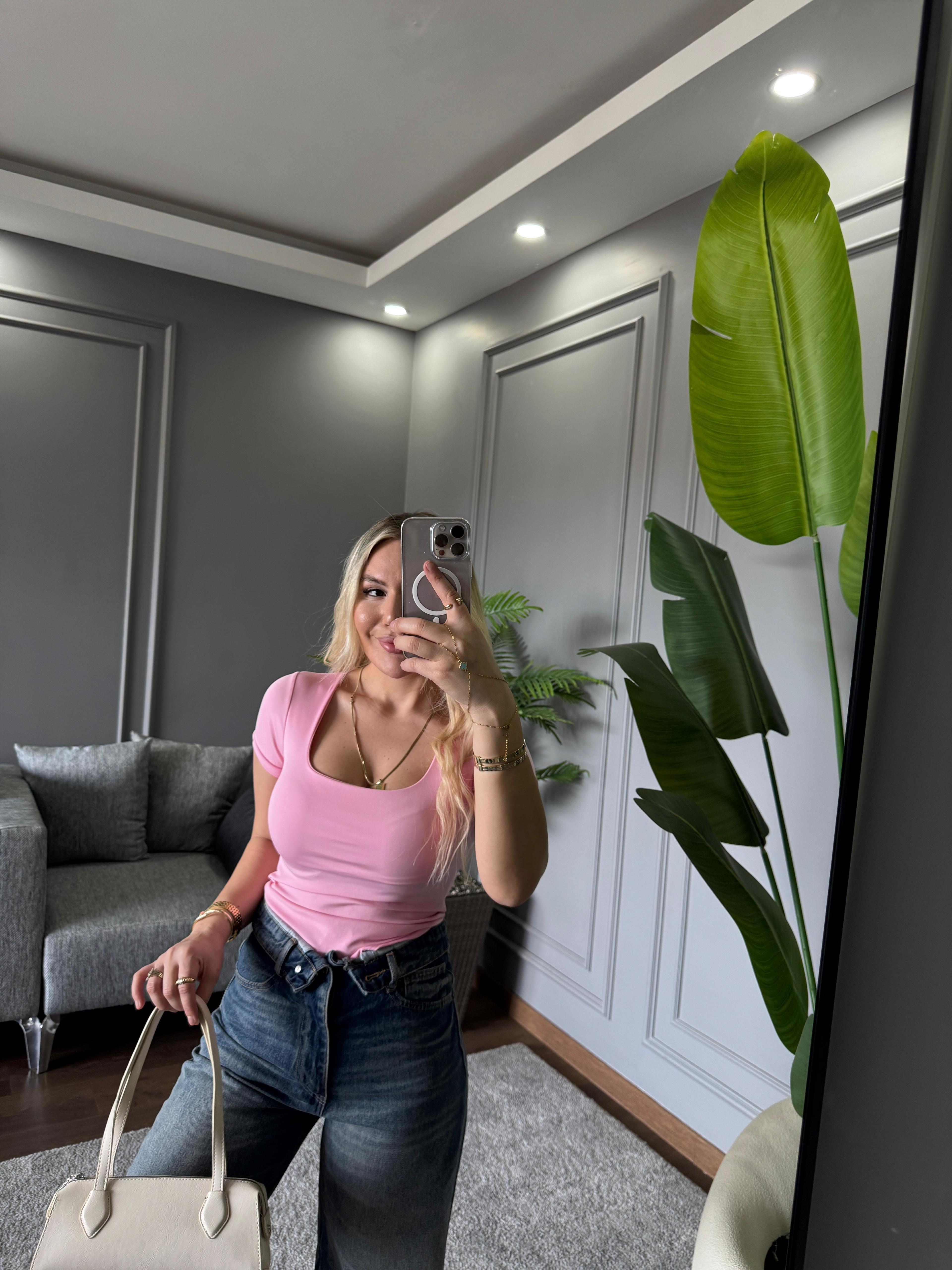 KARE YAKA BODY SUİT