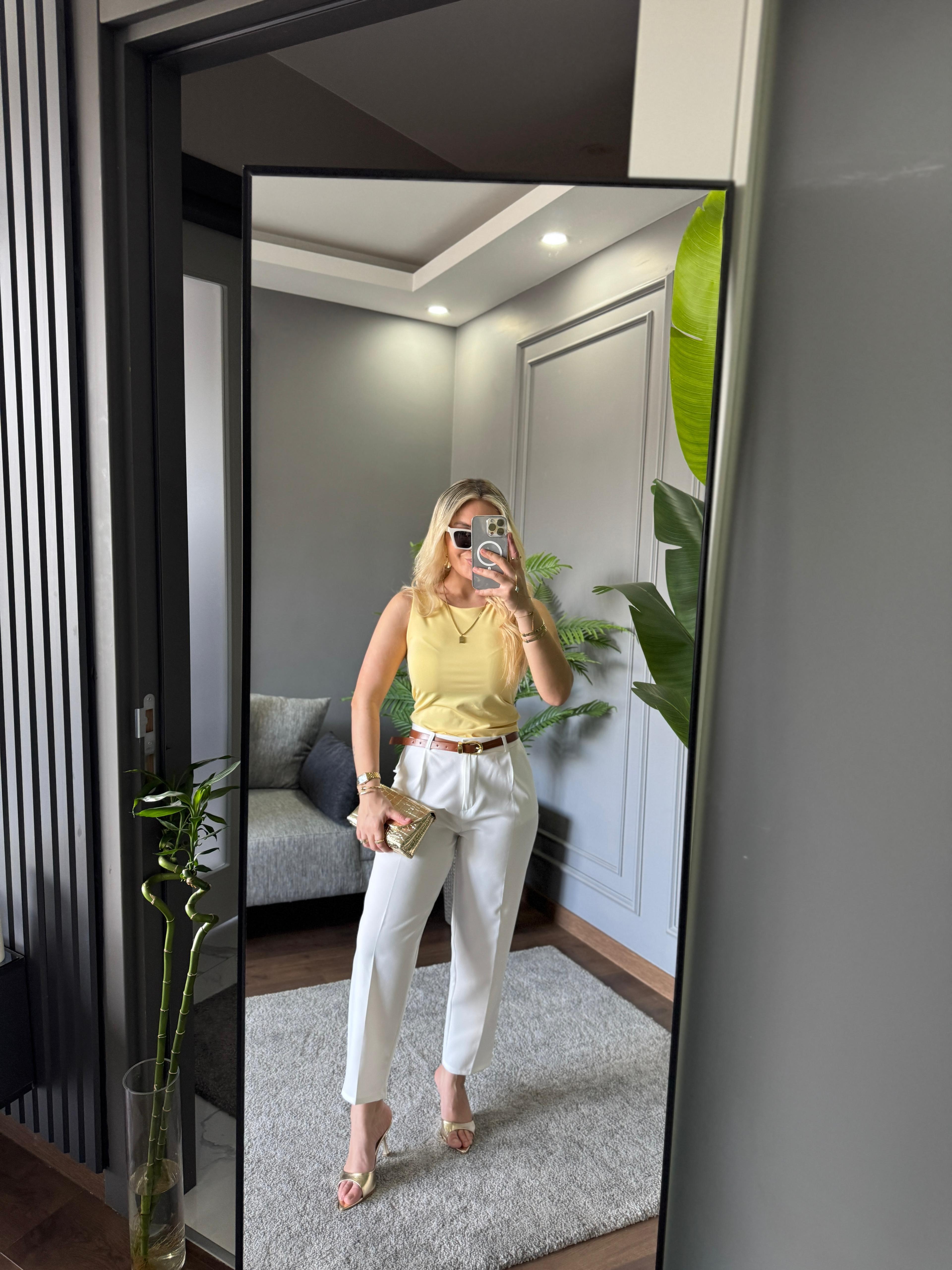 KEMERLİ KUMAŞ PANTOLON 