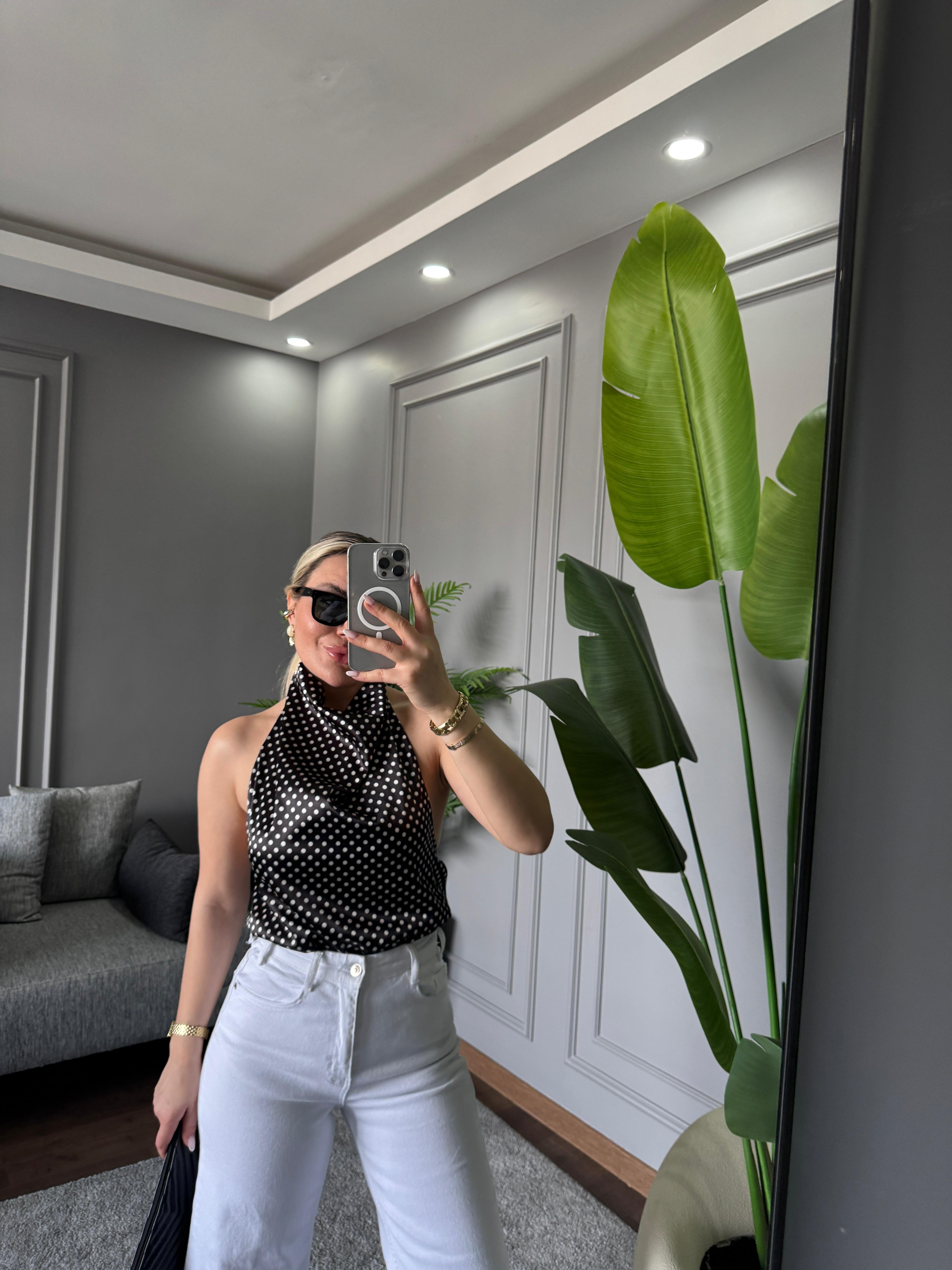 PUANTİYELİ SATEN  BLUZ 