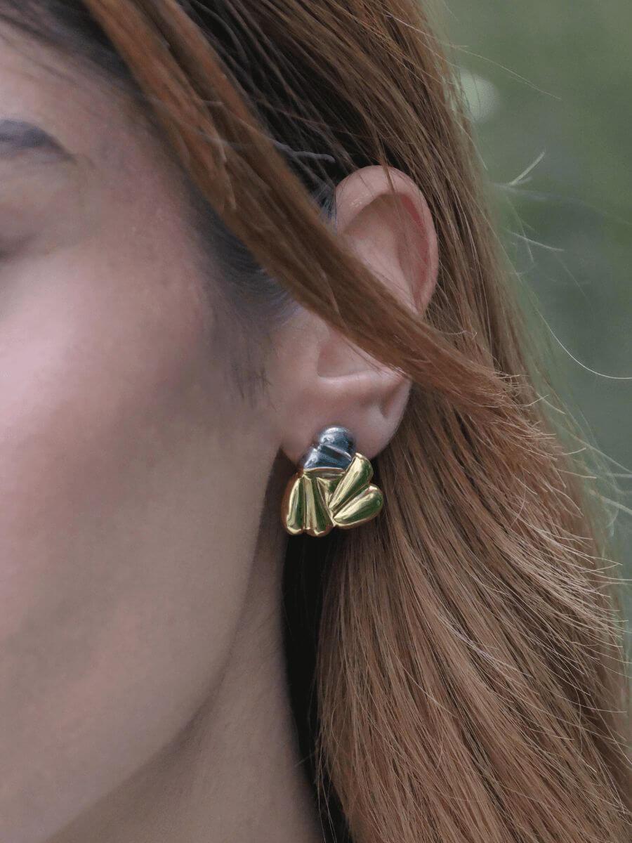 Meri Çift Renkli Üçgen Küpe