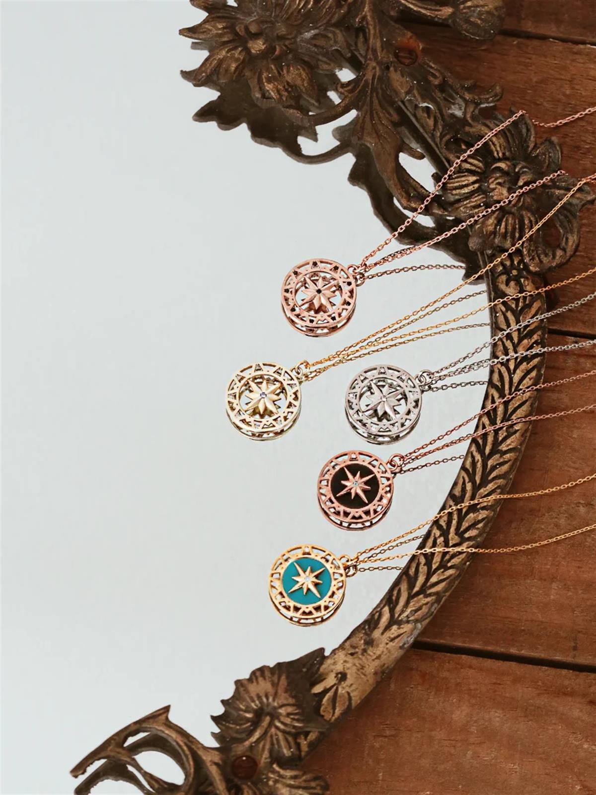 Mineli Kutup Yıldız Kolye