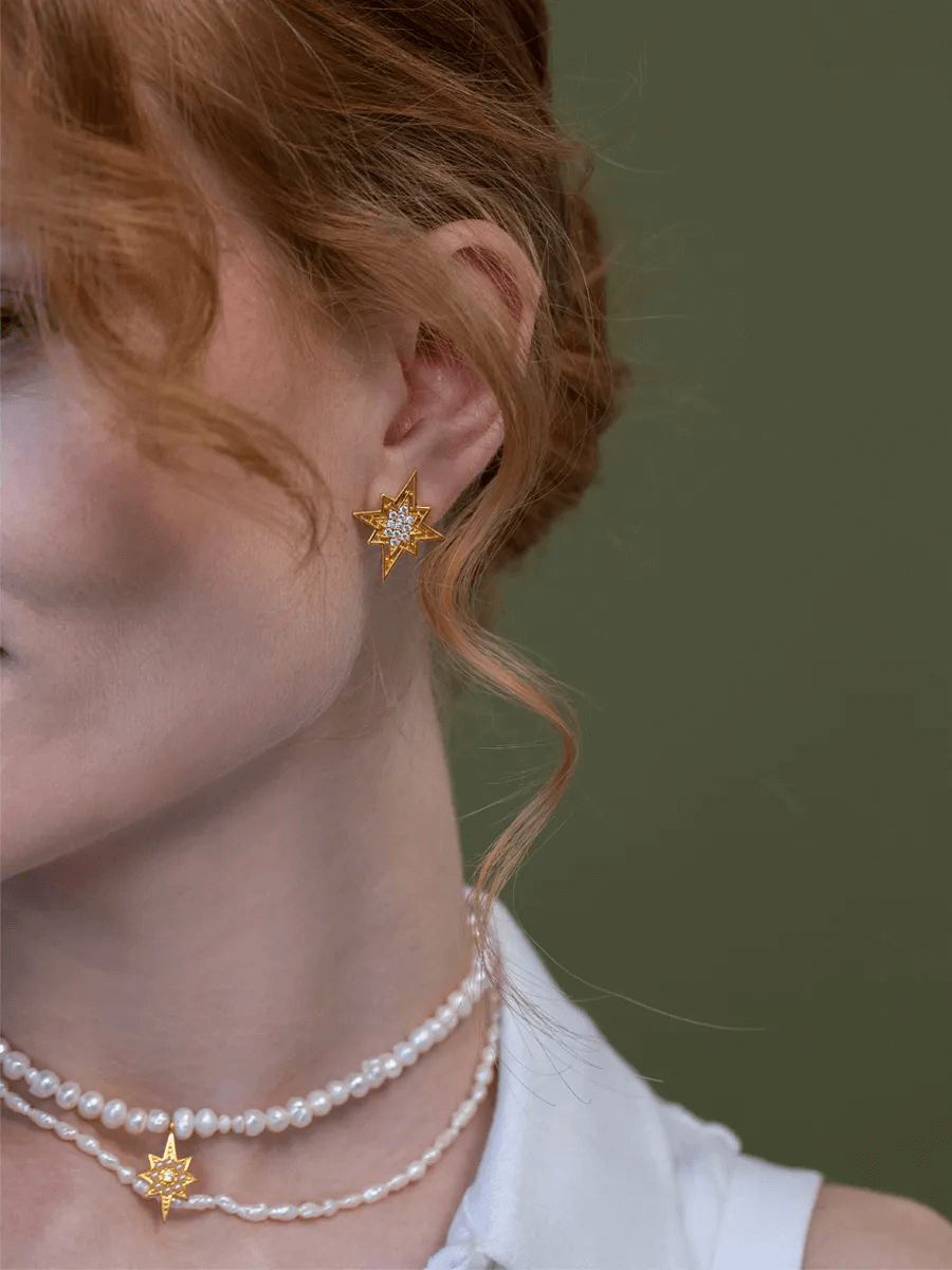 Nore Kutup Yıldızı Taşlı Küpe