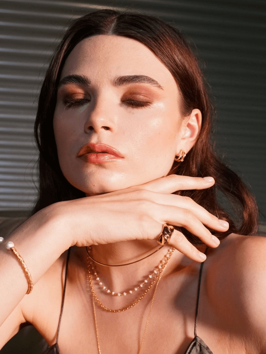 Rera Yanları Oyuk Yüzük