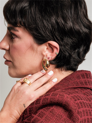 14 Ayar Altın Kırmızı Üç Taşlı Çiçek Tragus Piercing