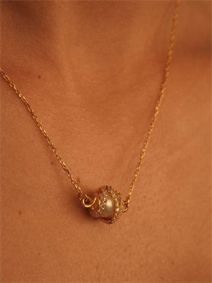 Amour Pearl Cage Detail Chain Necklace