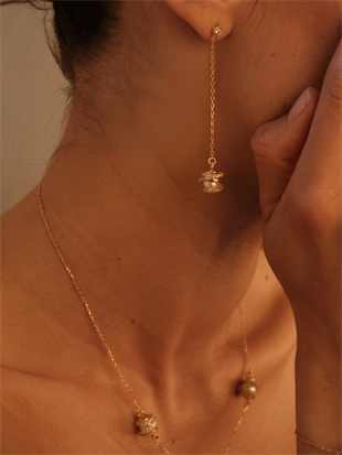 Amour Kafes İncili Uzun Zincir Küpe