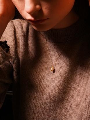 Aura Minimal Pearl Necklace