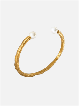 Brey Amorphous Shiny Matte Pearl Cuff