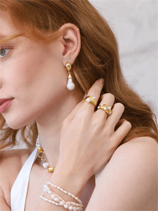 Depi Büyük Barok İnci Küpe