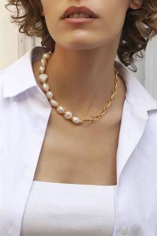 Enna Chain Baroque Pearl Necklace