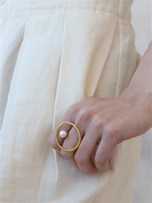 Pearl Round Ring