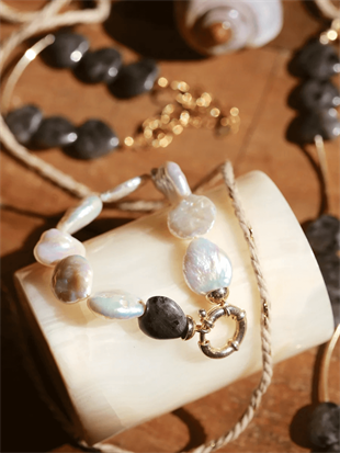 Heart Onyx Pearl Bracelet