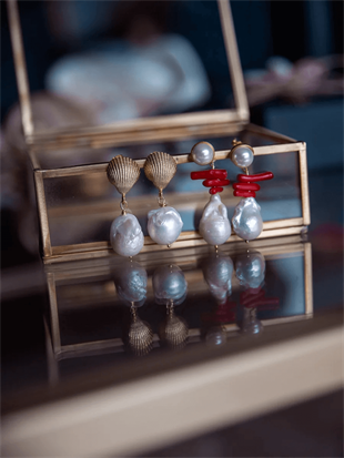 Kırmızı Mercan Barok İnci Küpe