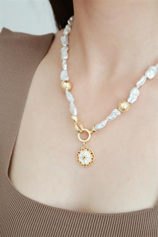 North Star Medallion Pearl Necklace