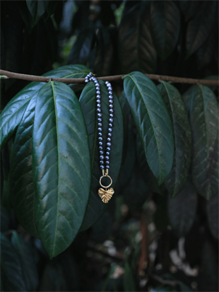 Onos Black Pearl Heart Necklace