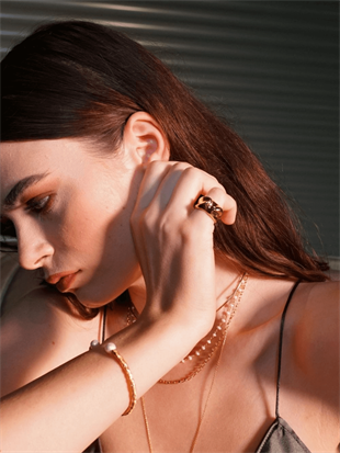 Rera Yanları Oyuk Yüzük