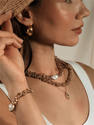 Sirius Baroque Pearl and Hematite Necklace