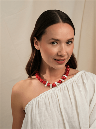 Thalassa Round Red Coral Necklace with Pearls