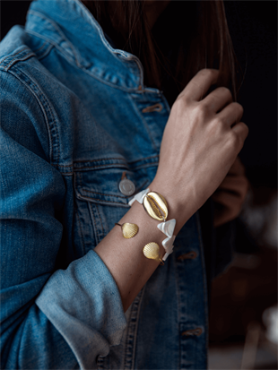 Triangle Mother of Pearl Shell Bracelet