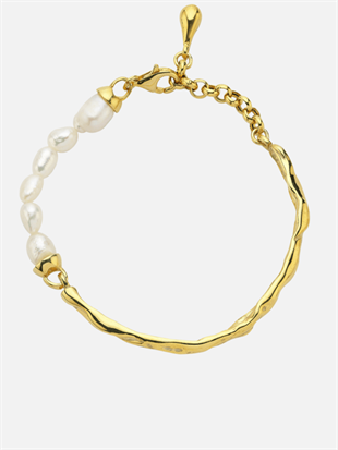 Yira Cuff Pearl Bracelet