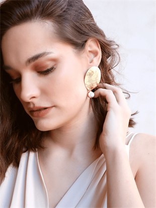 Yuvarlak İncili Küpe