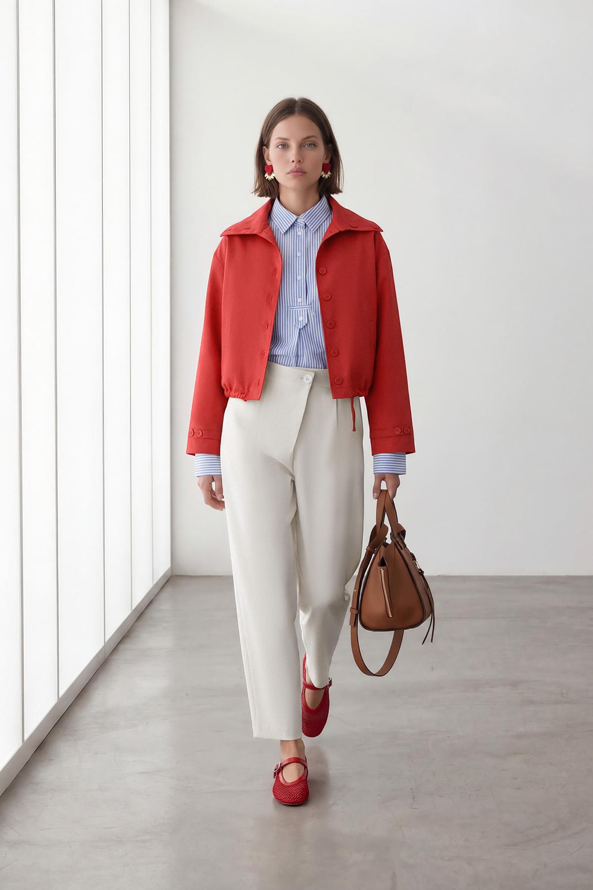 Kısa Düğmeli Oversize Trençkot