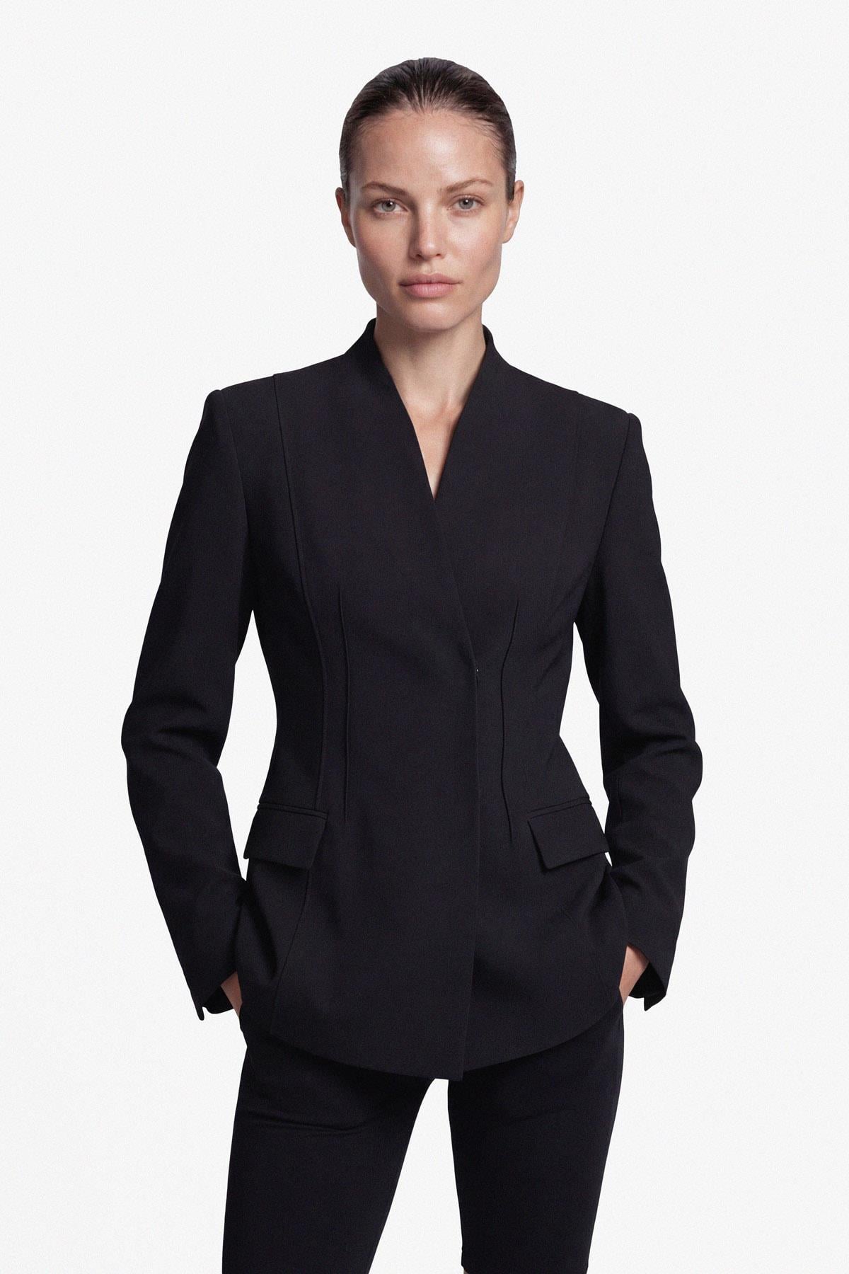 V Yaka Gizli Düğmeli Ve Cepli Vücuda Oturan Blazer  Ceket