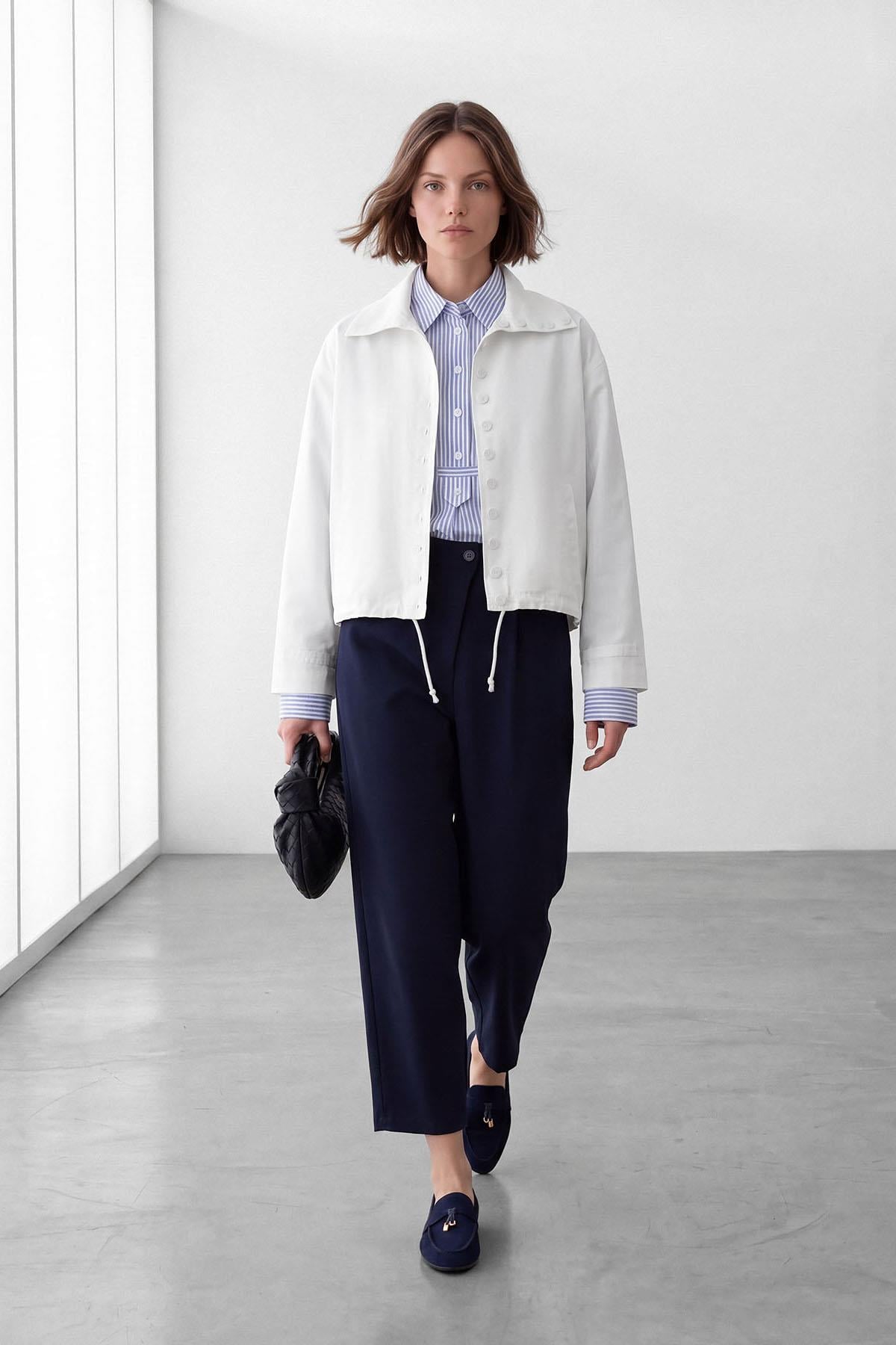 Kısa Düğmeli Oversize Trençkot