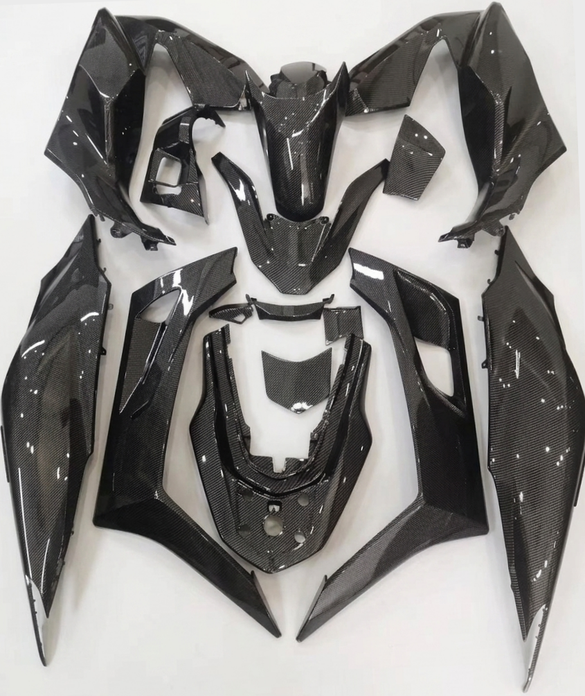 Honda PCX 125 Grenaj Kaporta Seti Karbon (2021-2024)