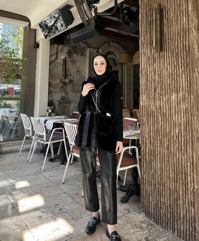 KÜRK YELEK SİYAH SİYAH