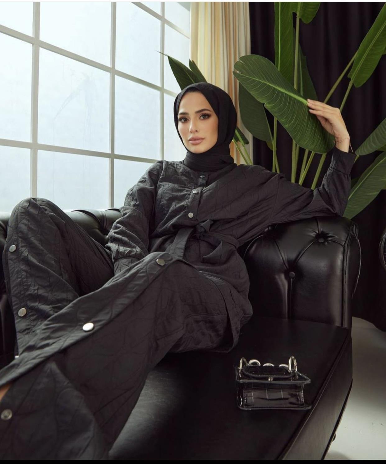 diğer CAPİTONE  DÜĞMELİ TAKIM SİYAH