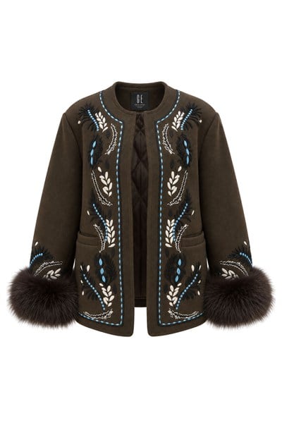 Kahverengi İşleme Detaylı ve Kürklü Yün Blazer