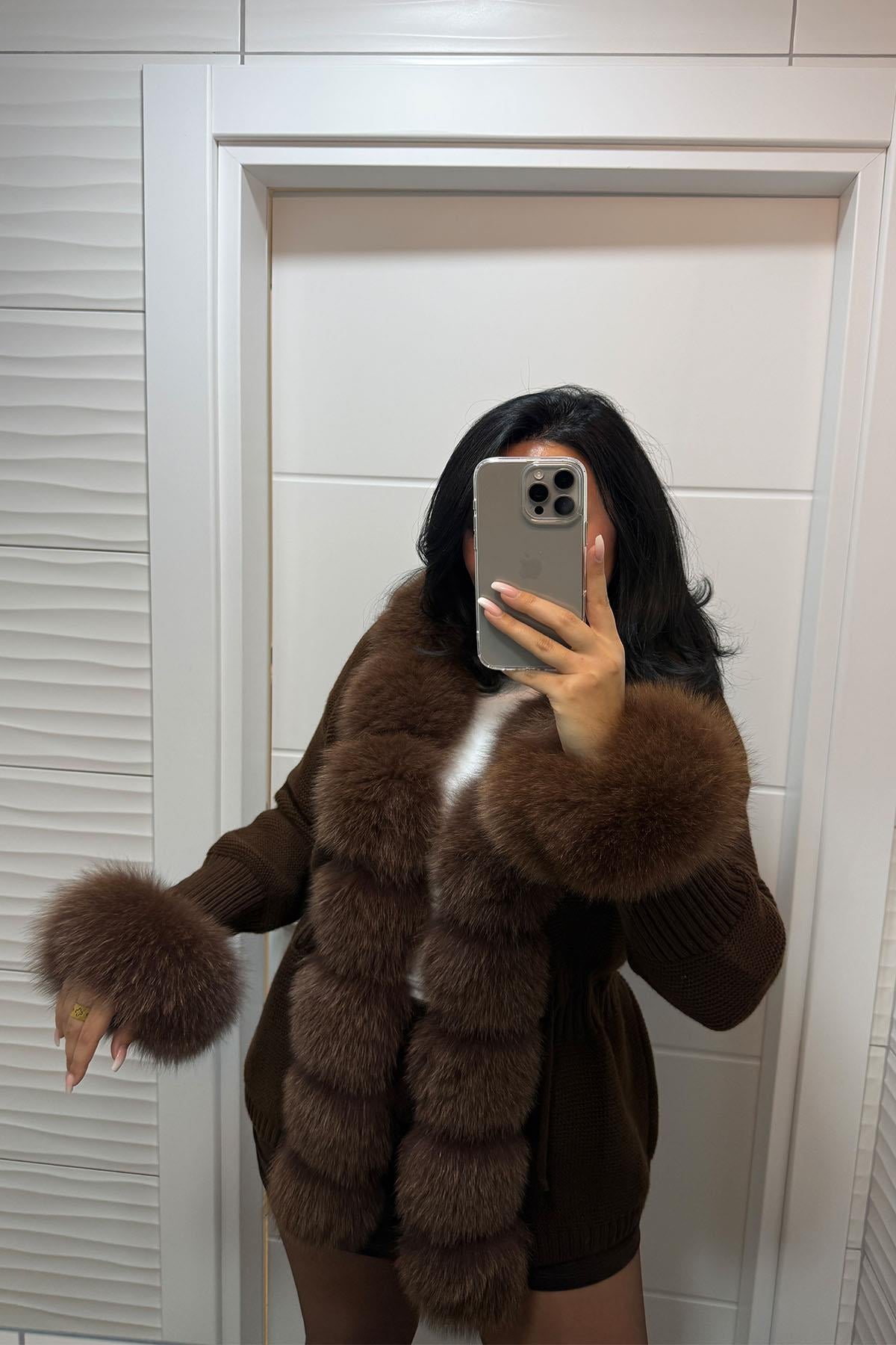 Kahverengi Kürklü Triko Hırka