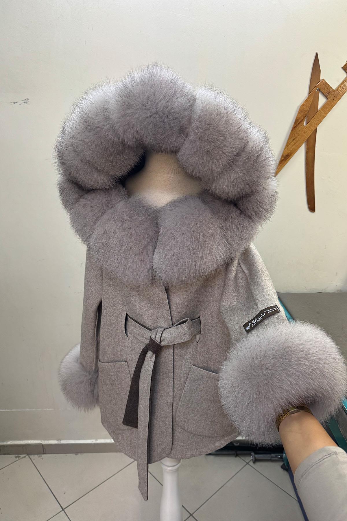 Vizon Dev Kapüşonlu Alpaca