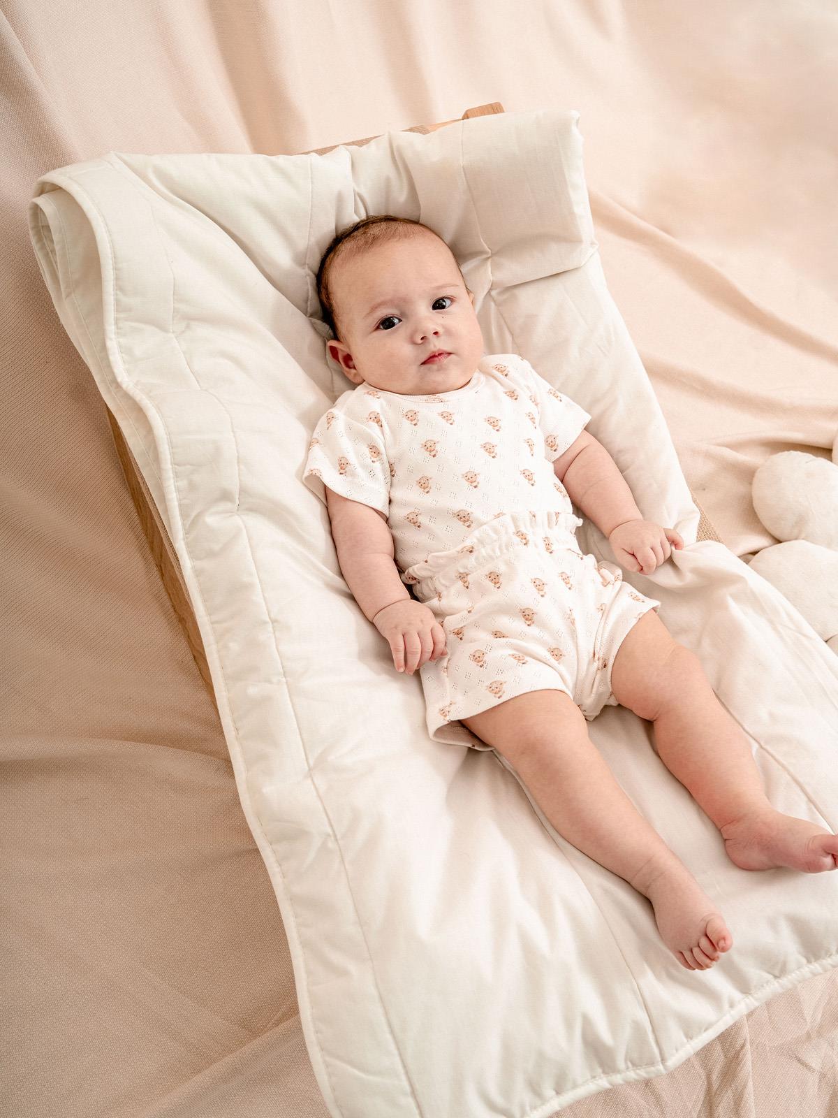 Jakarlı Baskılı Bebe Çıtçıtlı Body ve Şort Takımı – 3-24 Ay
