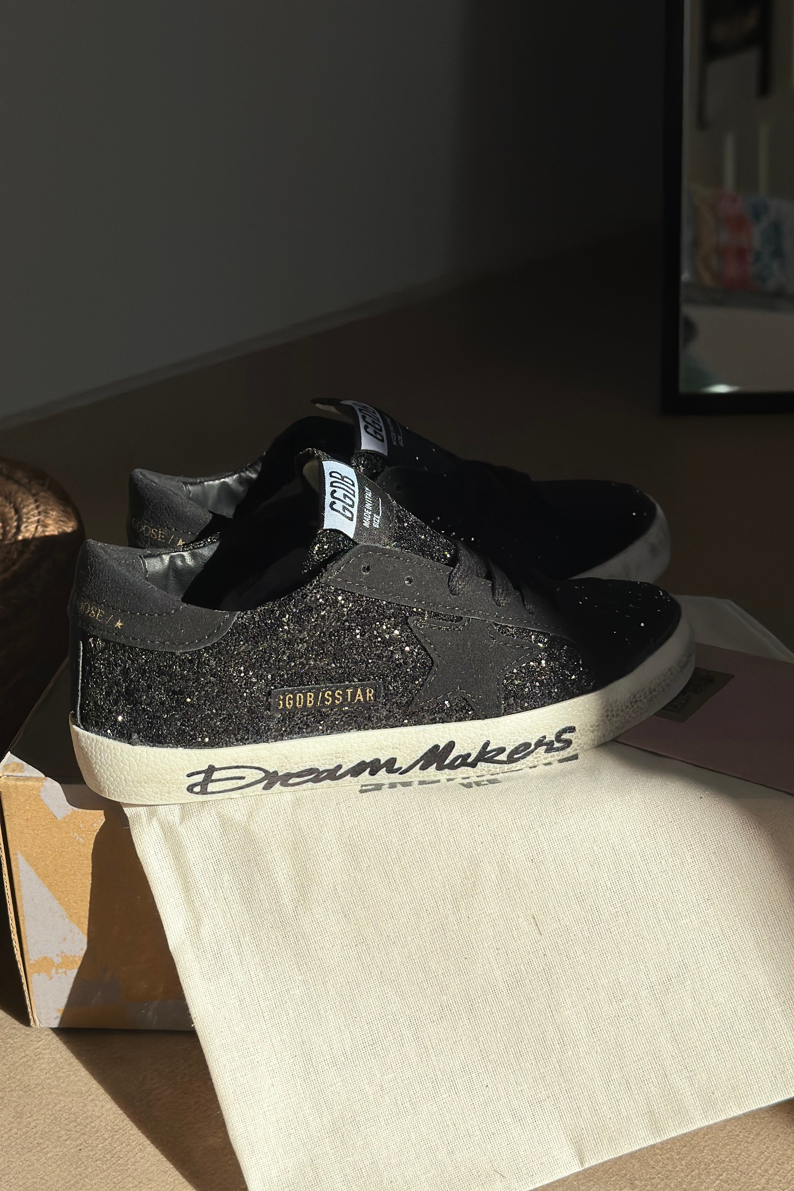 GOLDEN SNEAKER PREMİUM SERİ SİMLİ SİYAH