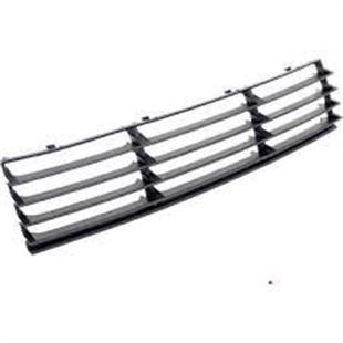 Решетка вентилятора, буфер посередине PASSAT 01- 05